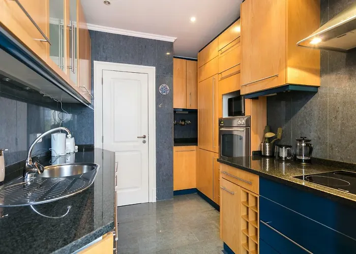 Flh Marques Trendy Апартаменти *